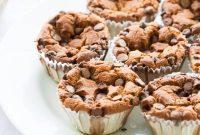 Whirlwind Banana Oatmeal Muffins