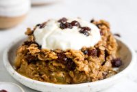 Spiced Apple Raisin Baked Oatmeal