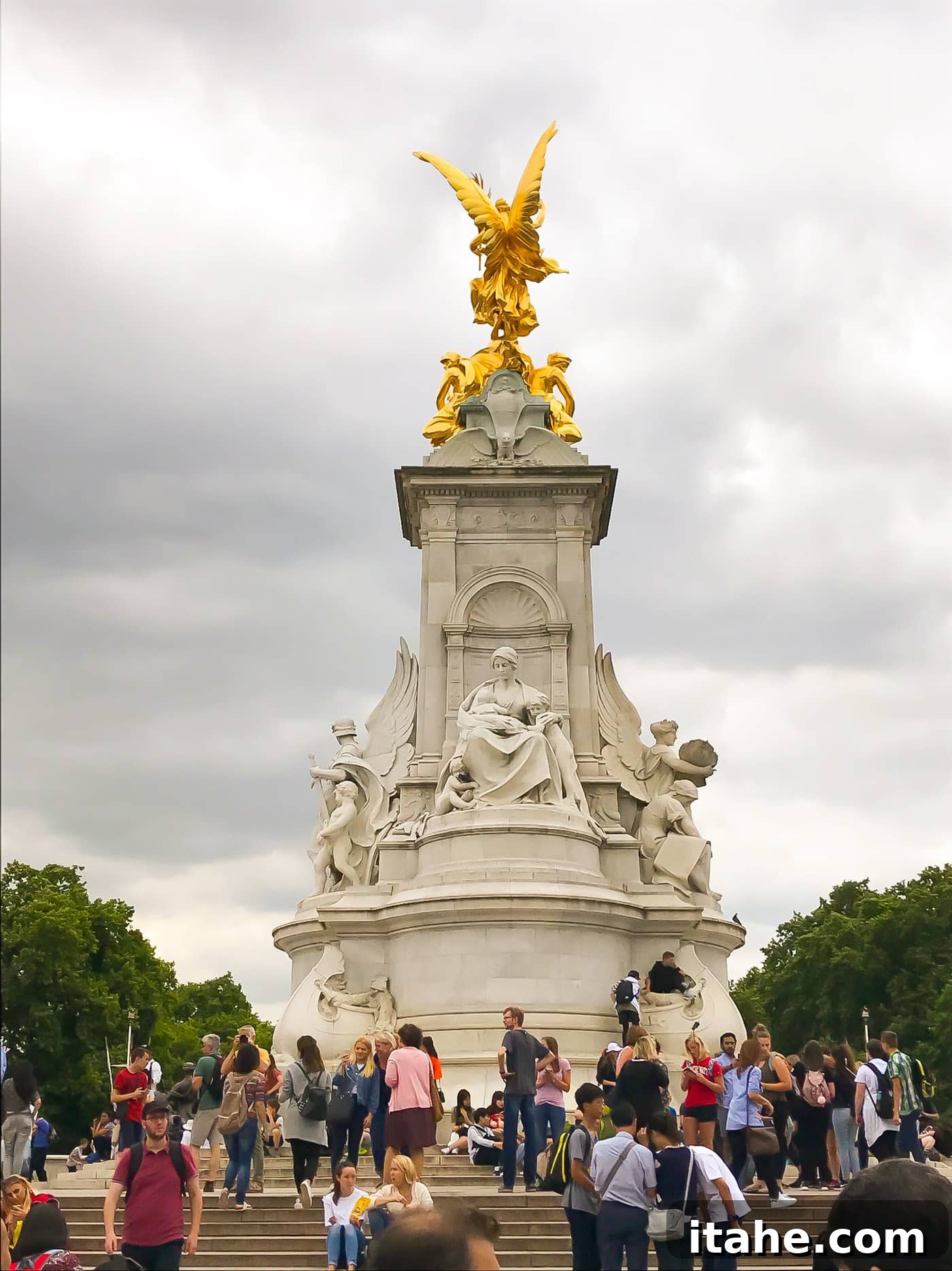 The grand Victoria Memorial in front of Buckingham Palace, London
