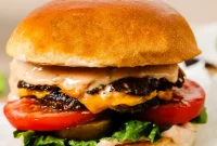 Homemade Smash Burger Recipe for Crispy, Juicy Patties
